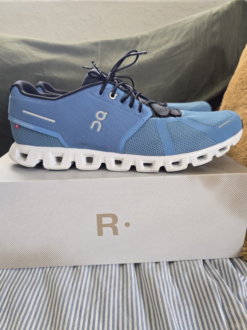 On Cloud 5 Men’s Road Running Shoes Size 14 Niagara Blue Black Speed Laces